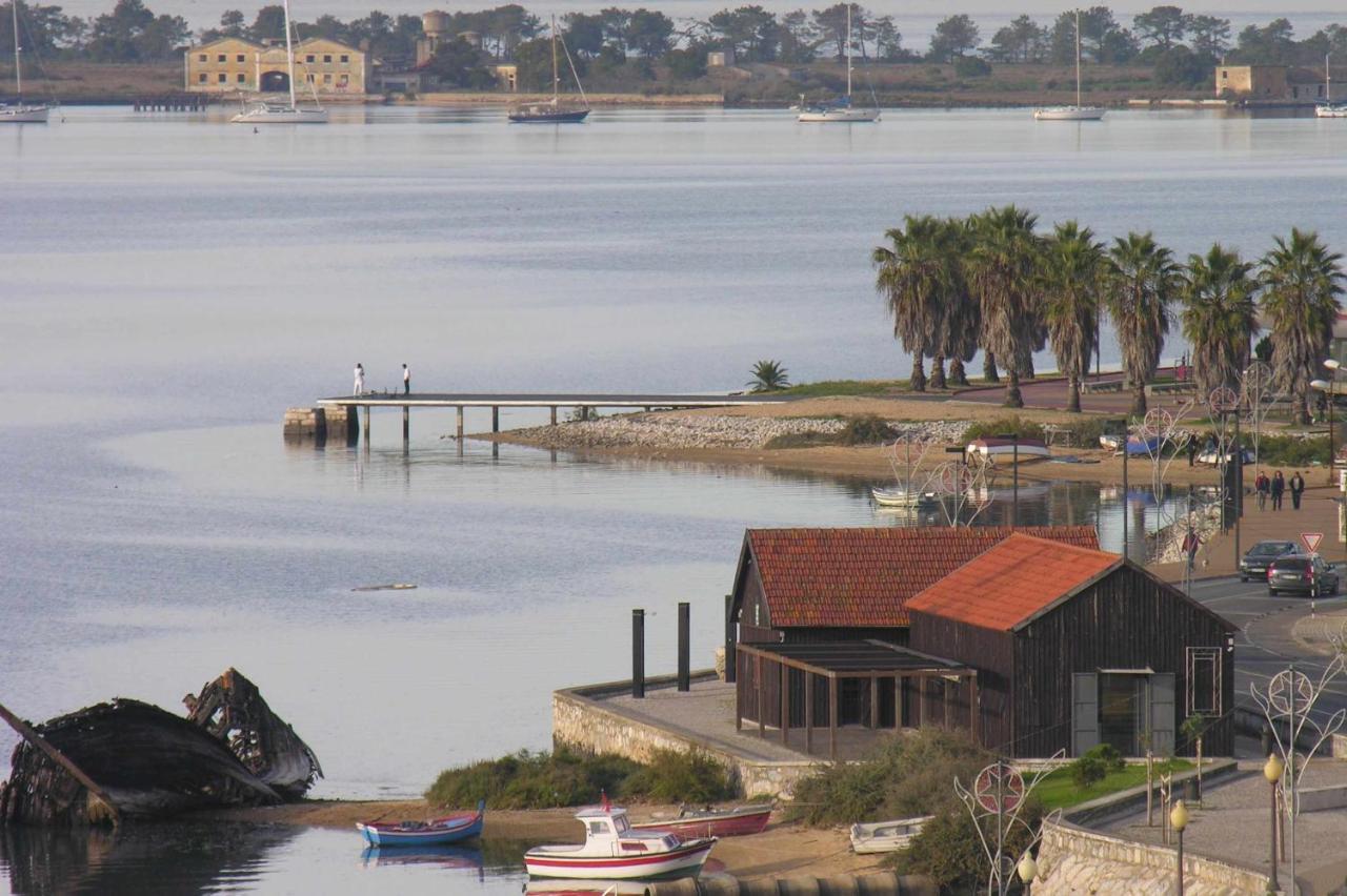 Legendary Bay Tematica * Seixal (Setubal)